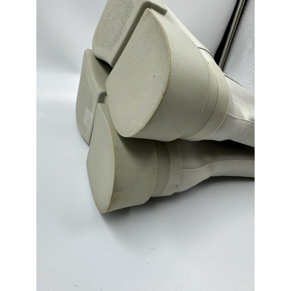 Charles & Keith Platform Chunky Chelsea Gray-White Boots Size 37/ 7 US - Picture 14 of 16